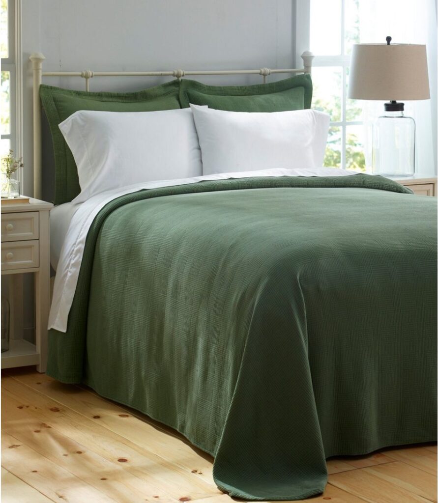 Best Bedspreads Product image of the L.L.Bean Vintage Matelassé Bedspread