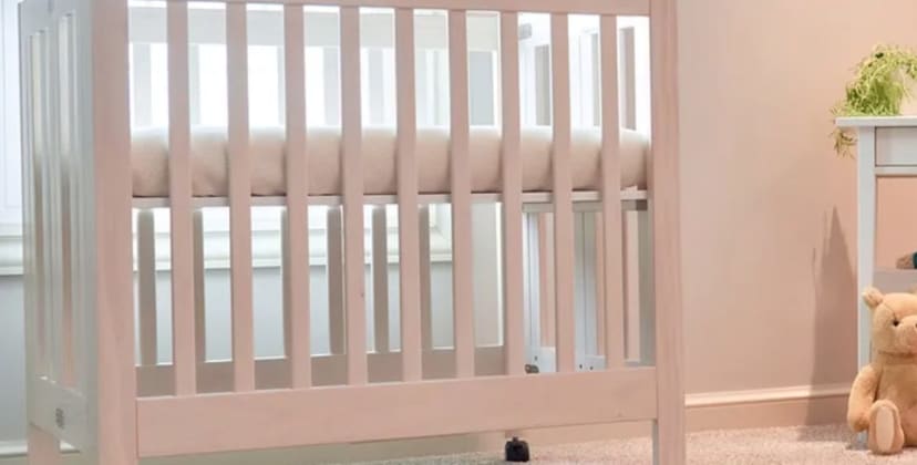 Best Crib Mattresses - Best for Mini Cribs - Naturepedic Organic Mini Crib Mattress