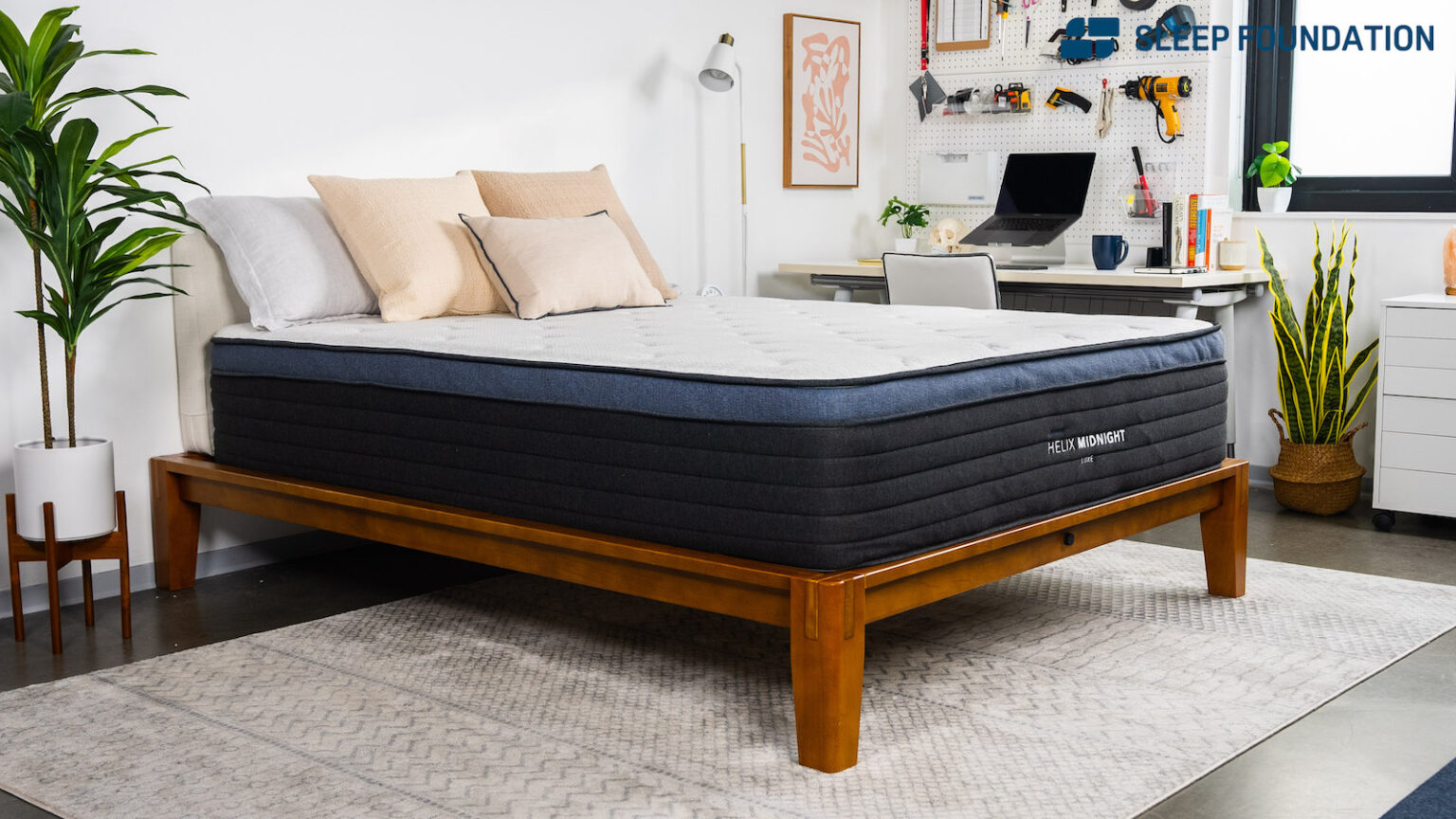 Best Mattress for Shoulder Pain - Most Comfortable Mattress - Helix Midnight Luxe - 1