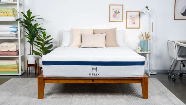 The Best Mattress in a Box - Helix Midnight