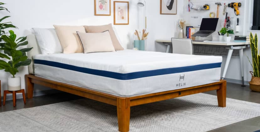 Best Mattress for Teenagers - Best Mattress for Side Sleepers - Helix Midnight - 1