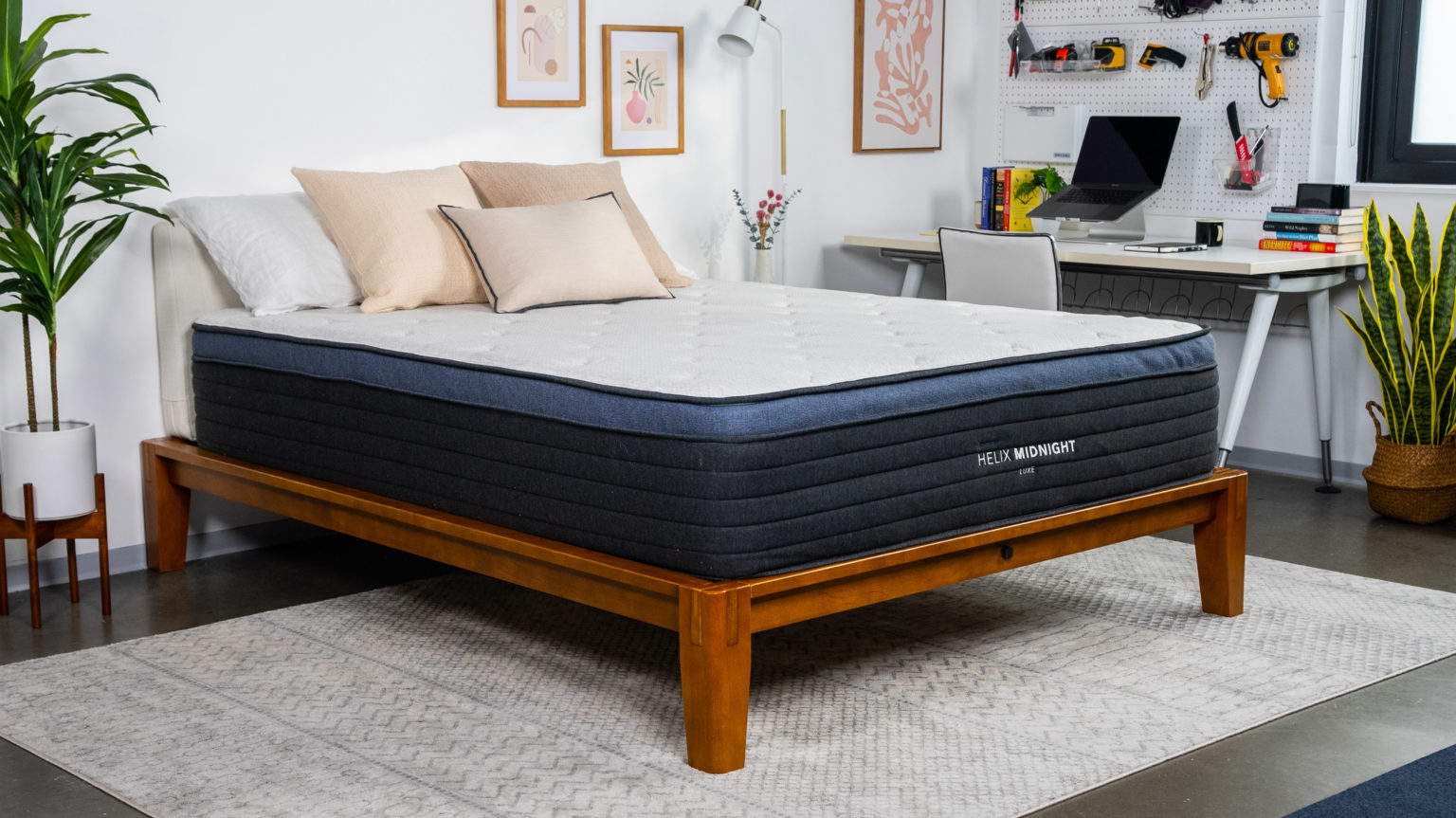 Best Mattress for Seniors: Reviews Based on Real Testing - Best Mattress for Side Sleepers - Helix Midnight Luxe - 3
