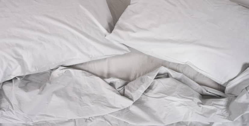 Best Cooling Sheets of 2024: Chill Layers for Hot Sleepers - Best Luxury - Saatva Percale Sheet Set