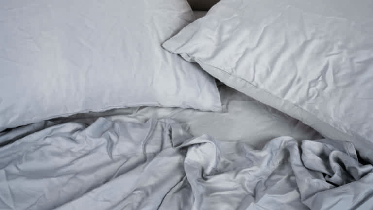 Best Cooling Sheets of 2024: Chill Layers for Hot Sleepers - Best Moisture-Wicking - Sijo AiryWeight Eucalyptus Sheet Set