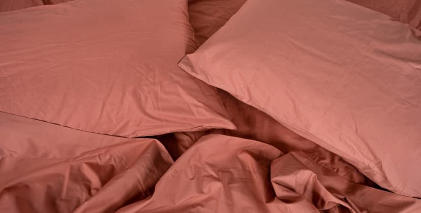 Best Cooling Sheets of 2024: Chill Layers for Hot Sleepers - Most Comfortable - Silk & Snow Percale Sheets