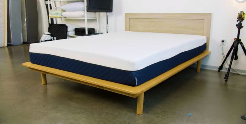The Best Memory Foam Mattresses - Best Mattress for Hot Sleepers - Silk & Snow Mattress