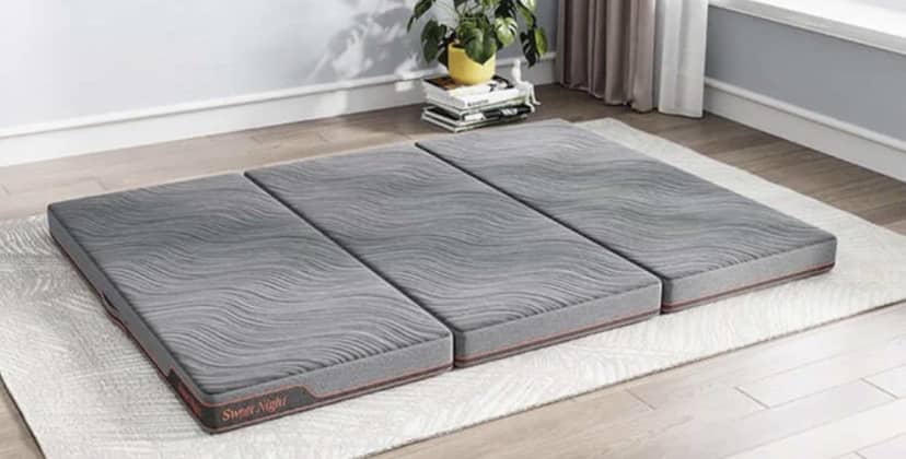 Best Mattress Under $200 - Best Multipurpose - SweetNight Tri-Folding Mattress